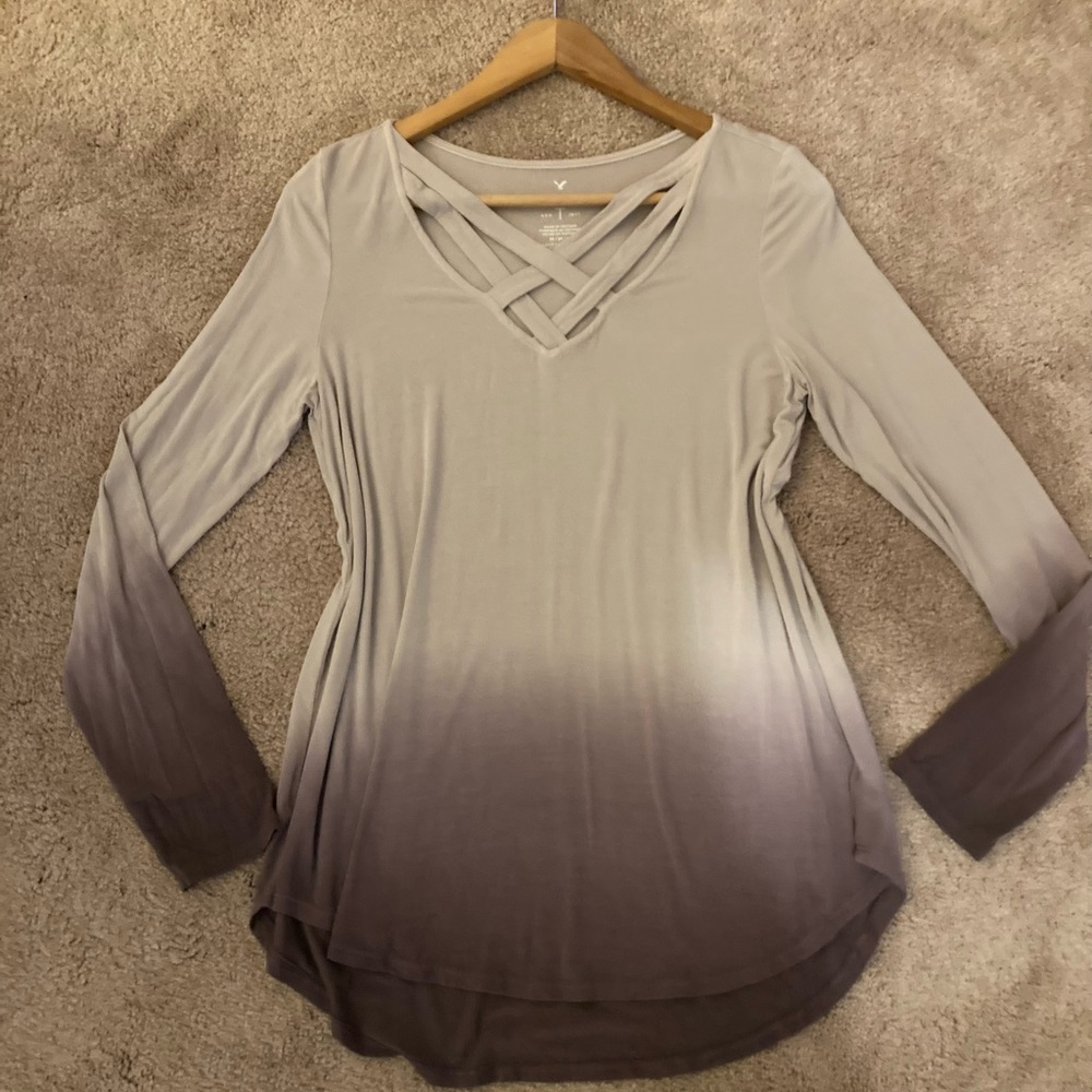 Soft & Sexy Womens Gray/Dusty Purple Long Sleeve Criss Cross Neckline Ombre Top